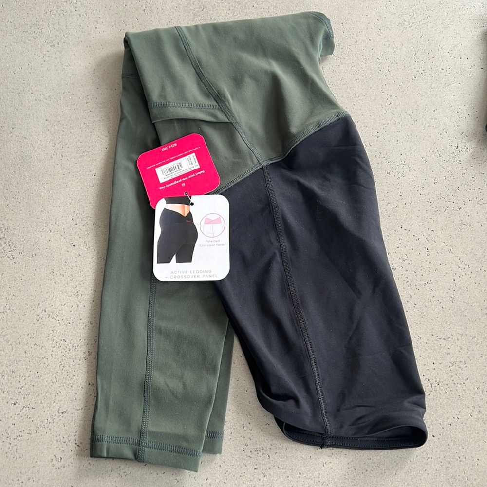 BNWT maternity leggings